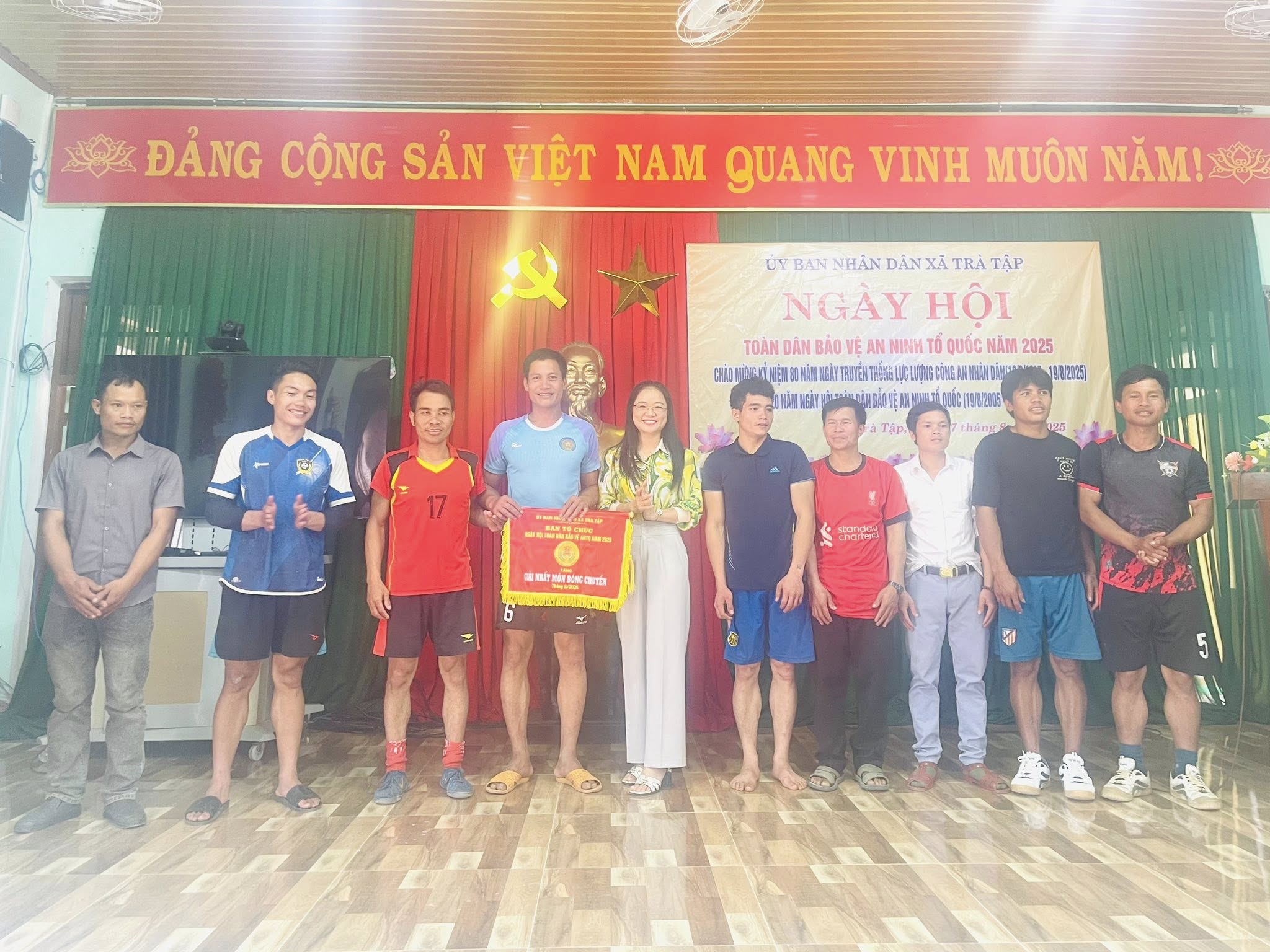 anh tin bai